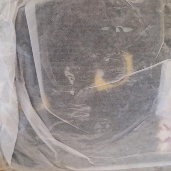 LOUNGEFLY HOCUS POCUS BINX CANDLE CROSSBODY BAG - NWT - Picture 6 of 16